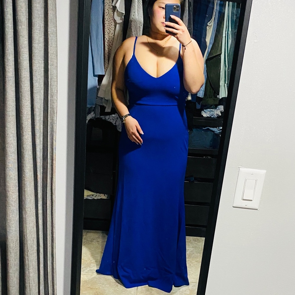 V Neck Trumpet Maxi Dress